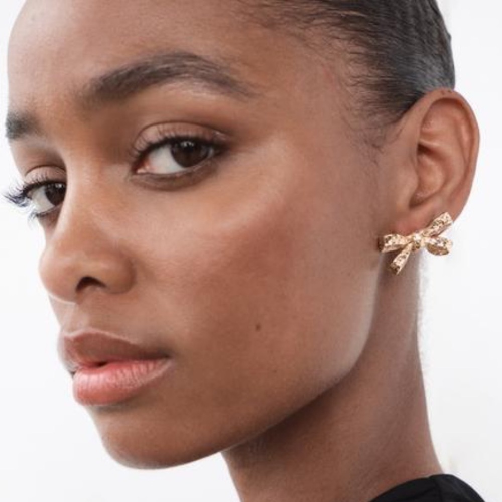 Zara NWT gold bow earrings